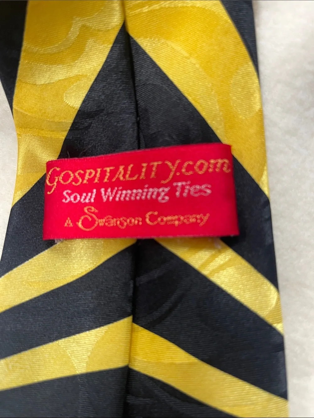 Gospel Men's Yellow & Black Graphic Tie with Cross Motif